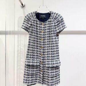 🚩steal authentic CHANEL Black and White Tweed Dress with Gold Accents